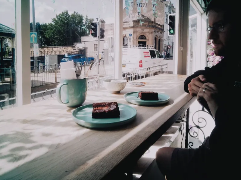 To Refill or Not to Refill: The Policy That Could Define Your Café's Identity