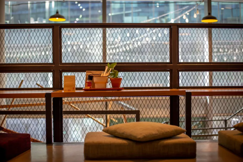 Longer Stays, Larger Spends: What Retail Giants Know About Café Space That Independent Owners Don't